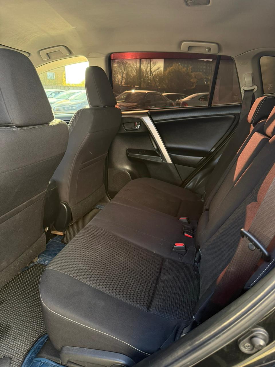 2016 Toyota RAV4