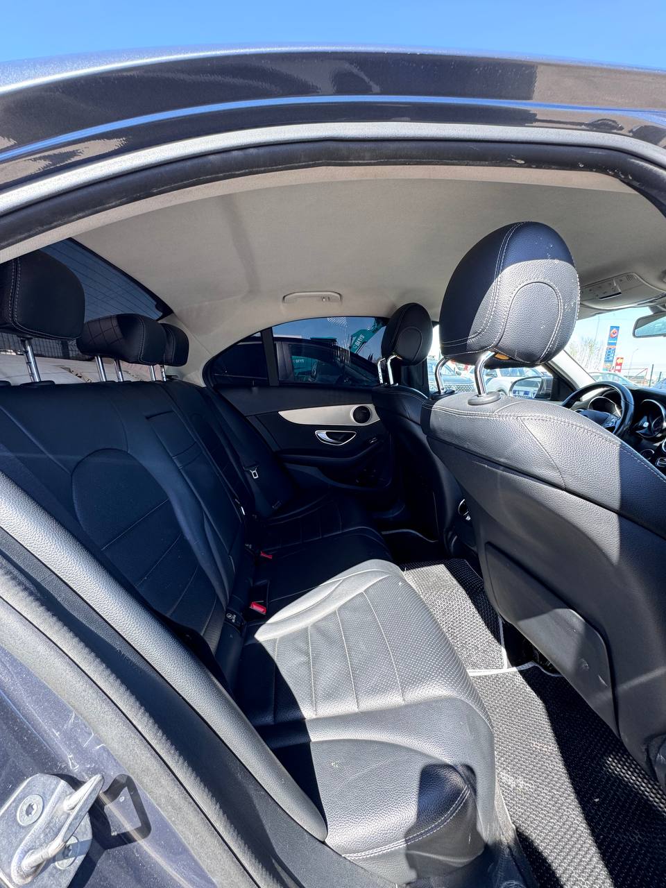 2015 Mercedes-Benz C300