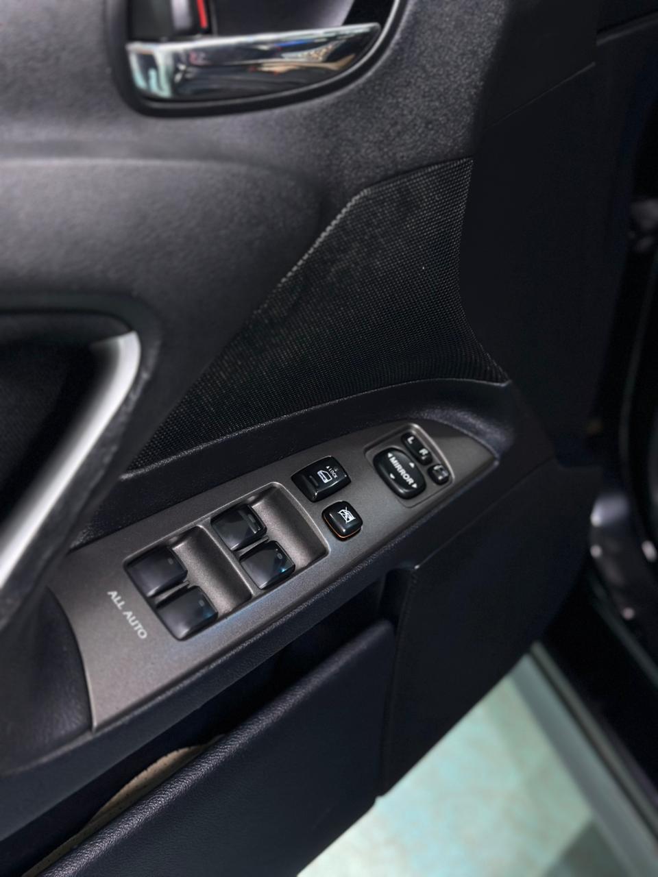 2006 Lexus IS