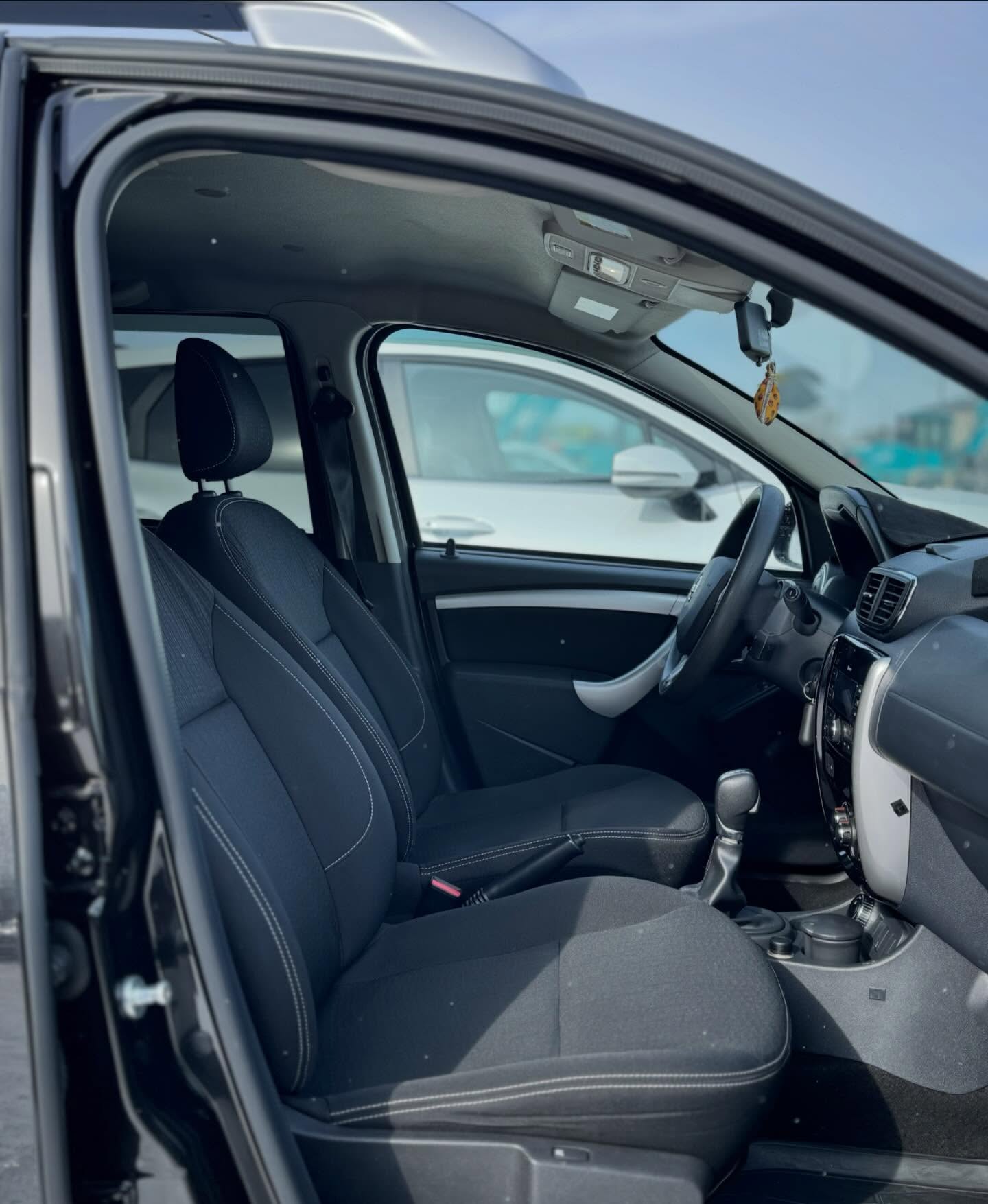 2021 Nissan Terrano
