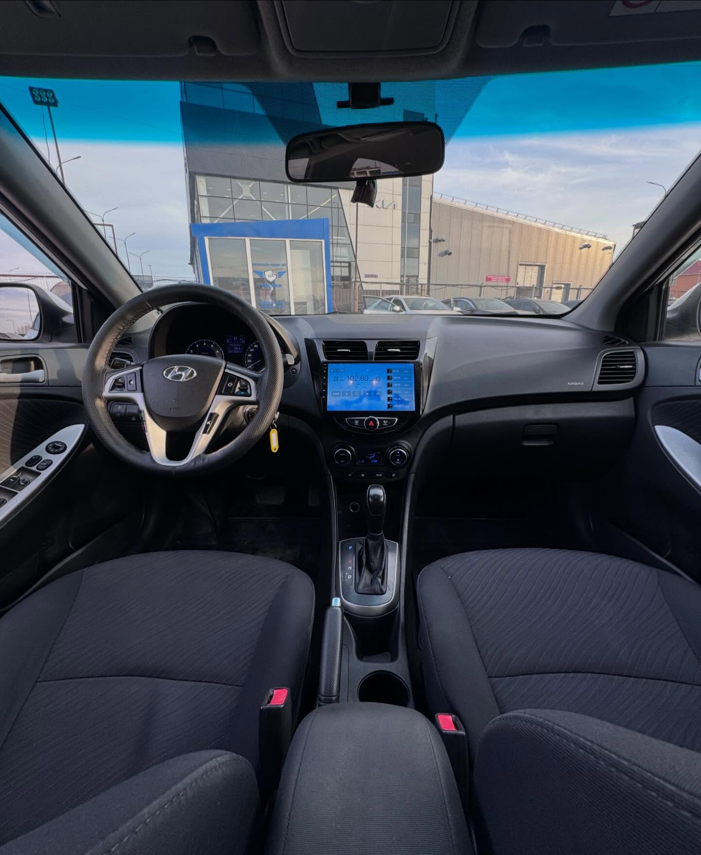 2014 Hyundai Solaris