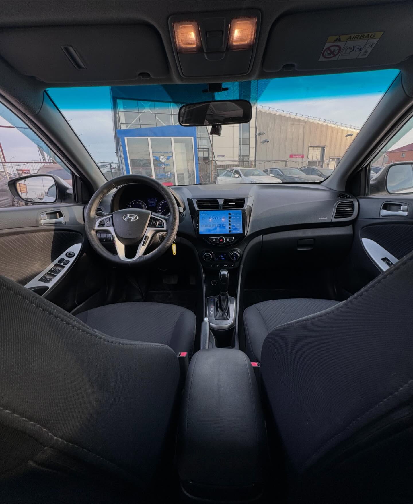2014 Hyundai Solaris