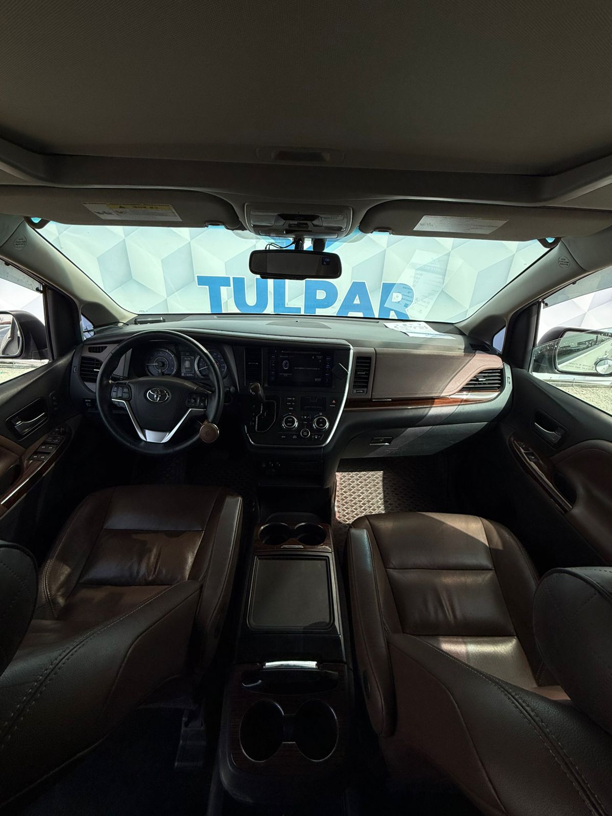 2015 Toyota Sienna