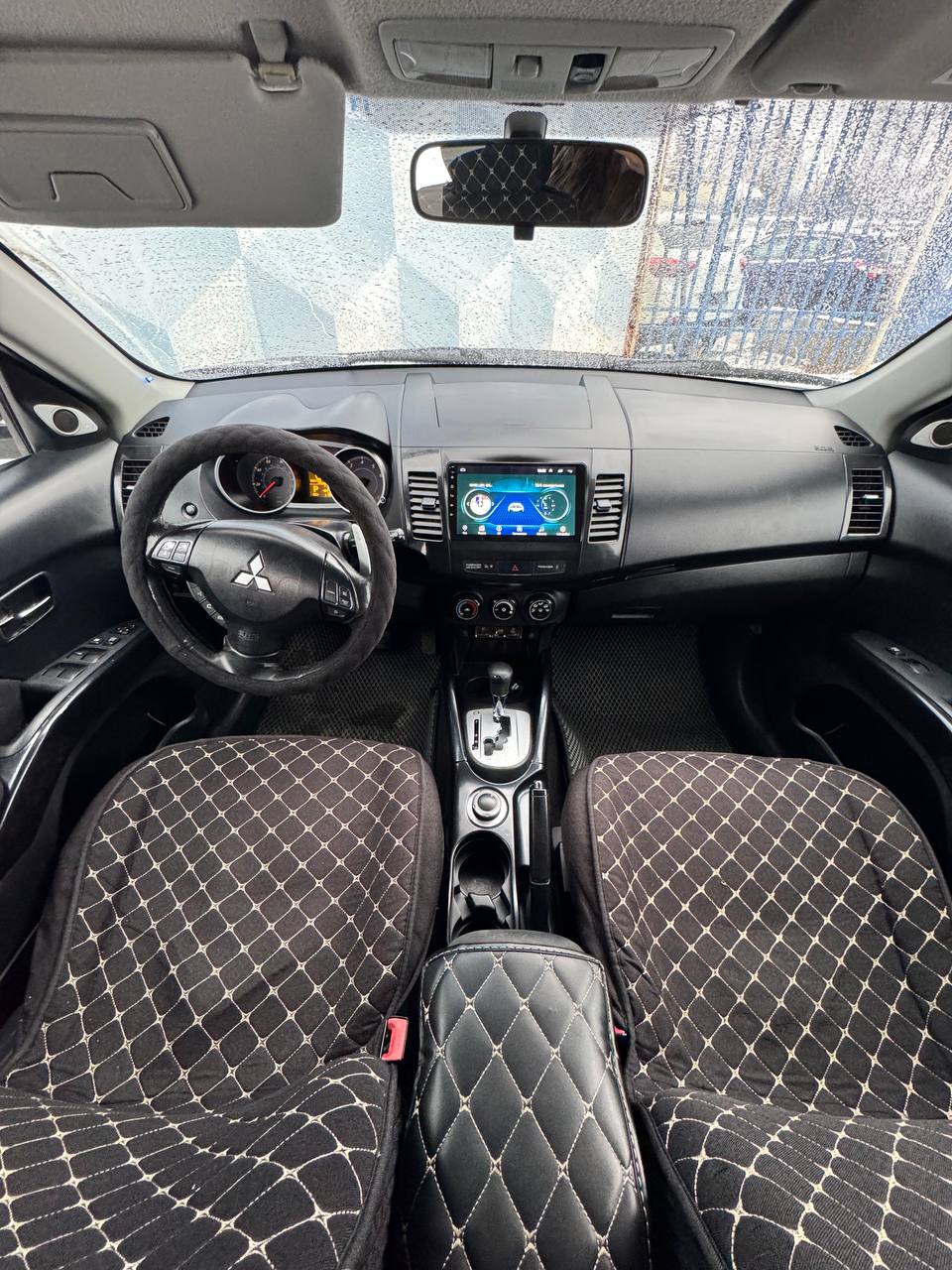 2024 Mitsubishi Outlander