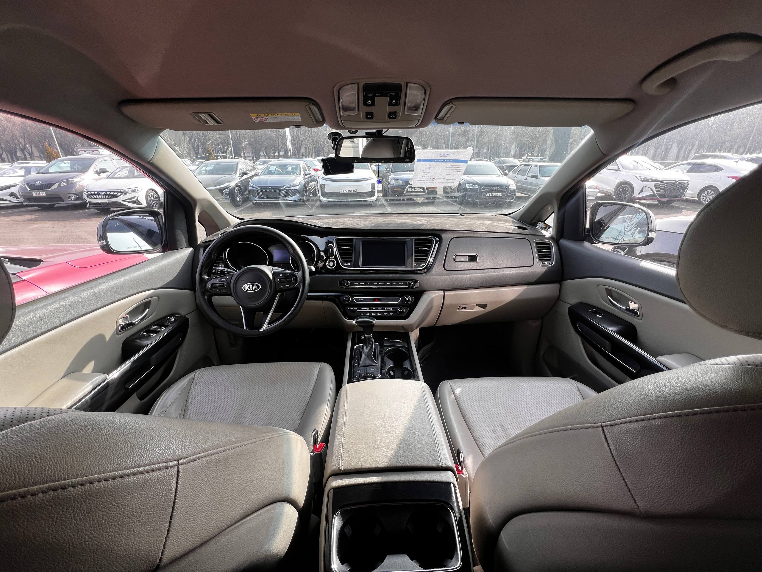 2018 Kia Carnival
