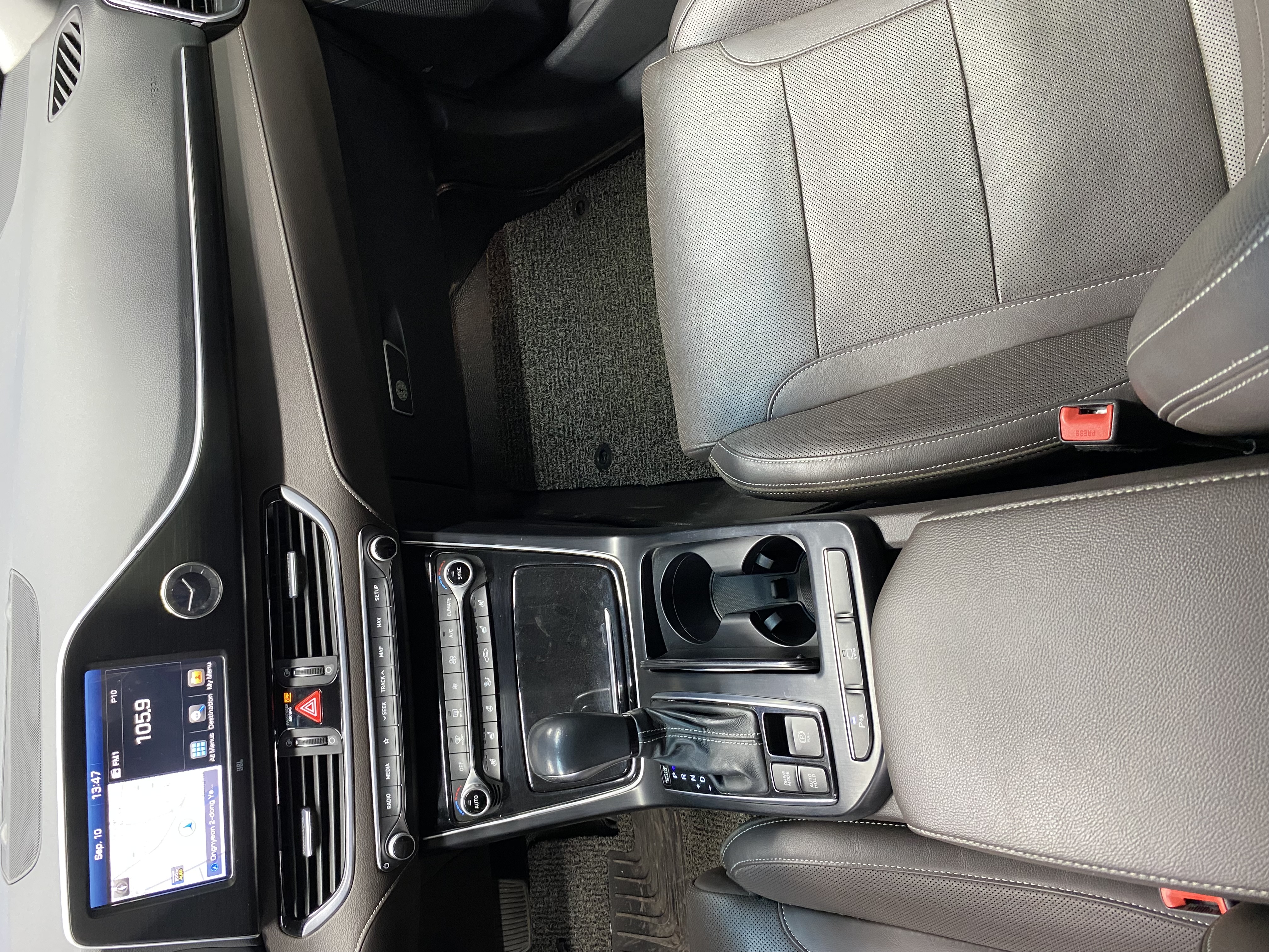 2016 Hyundai Grandeur