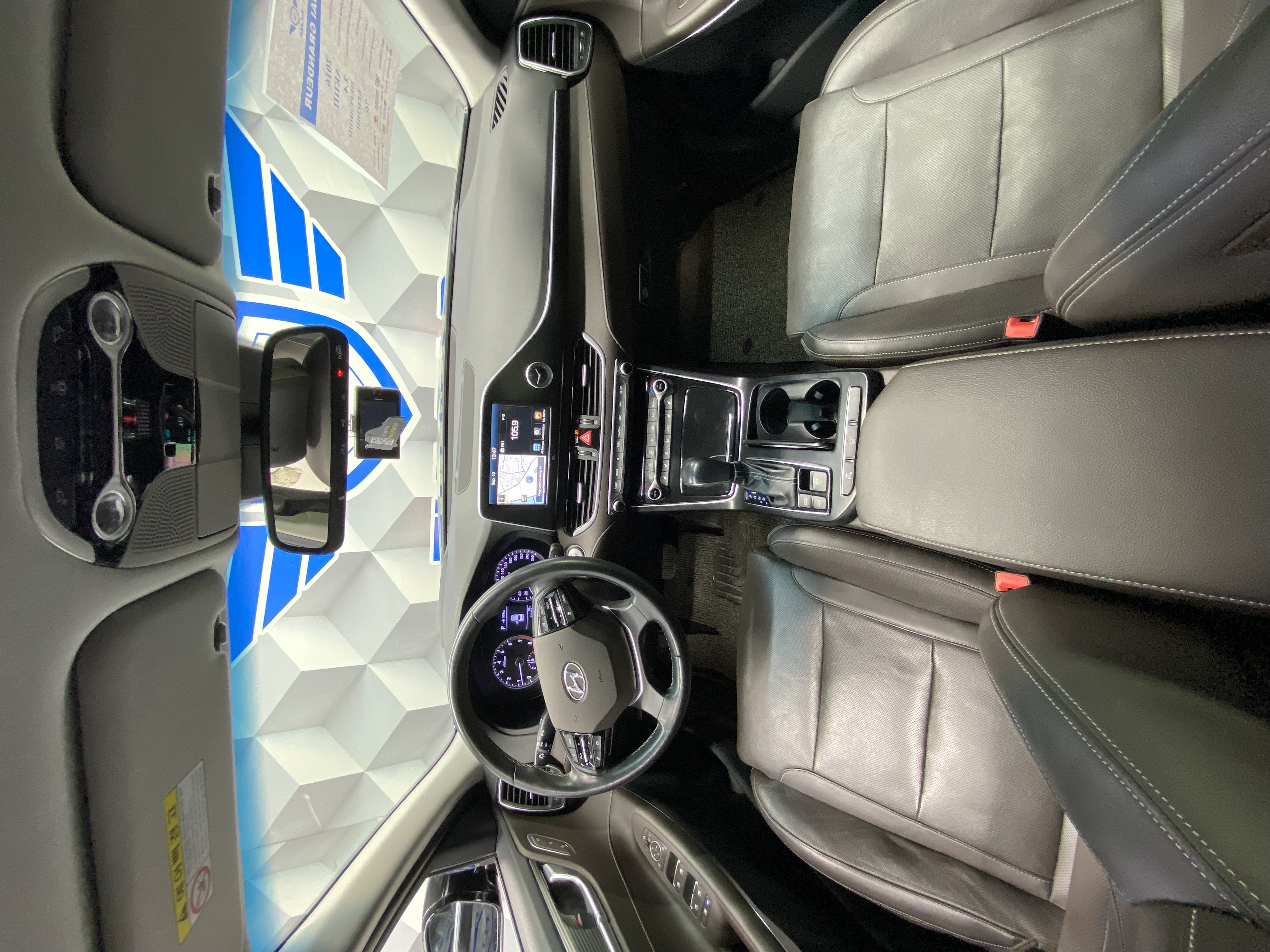 2016 Hyundai Grandeur