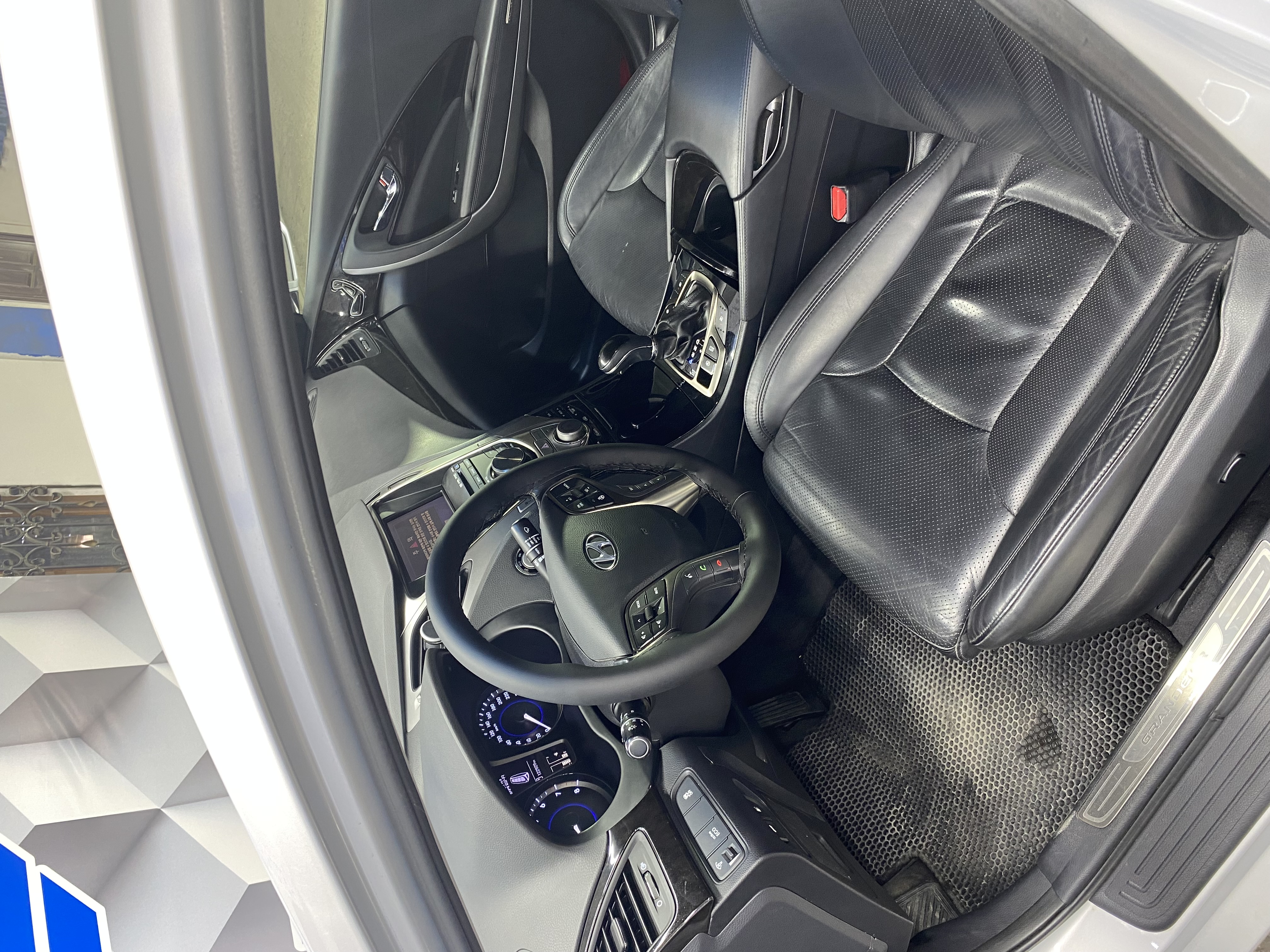 2011 Hyundai Grandeur