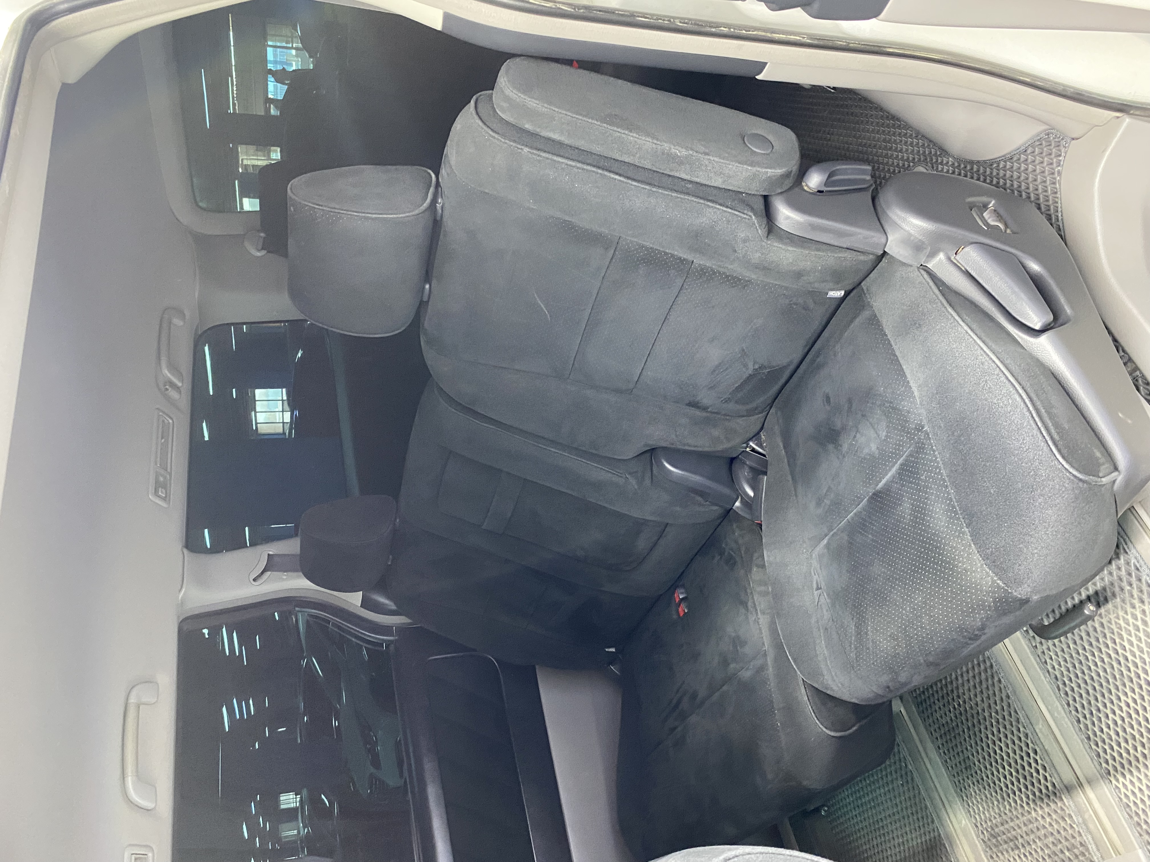 2007 Toyota Alphard