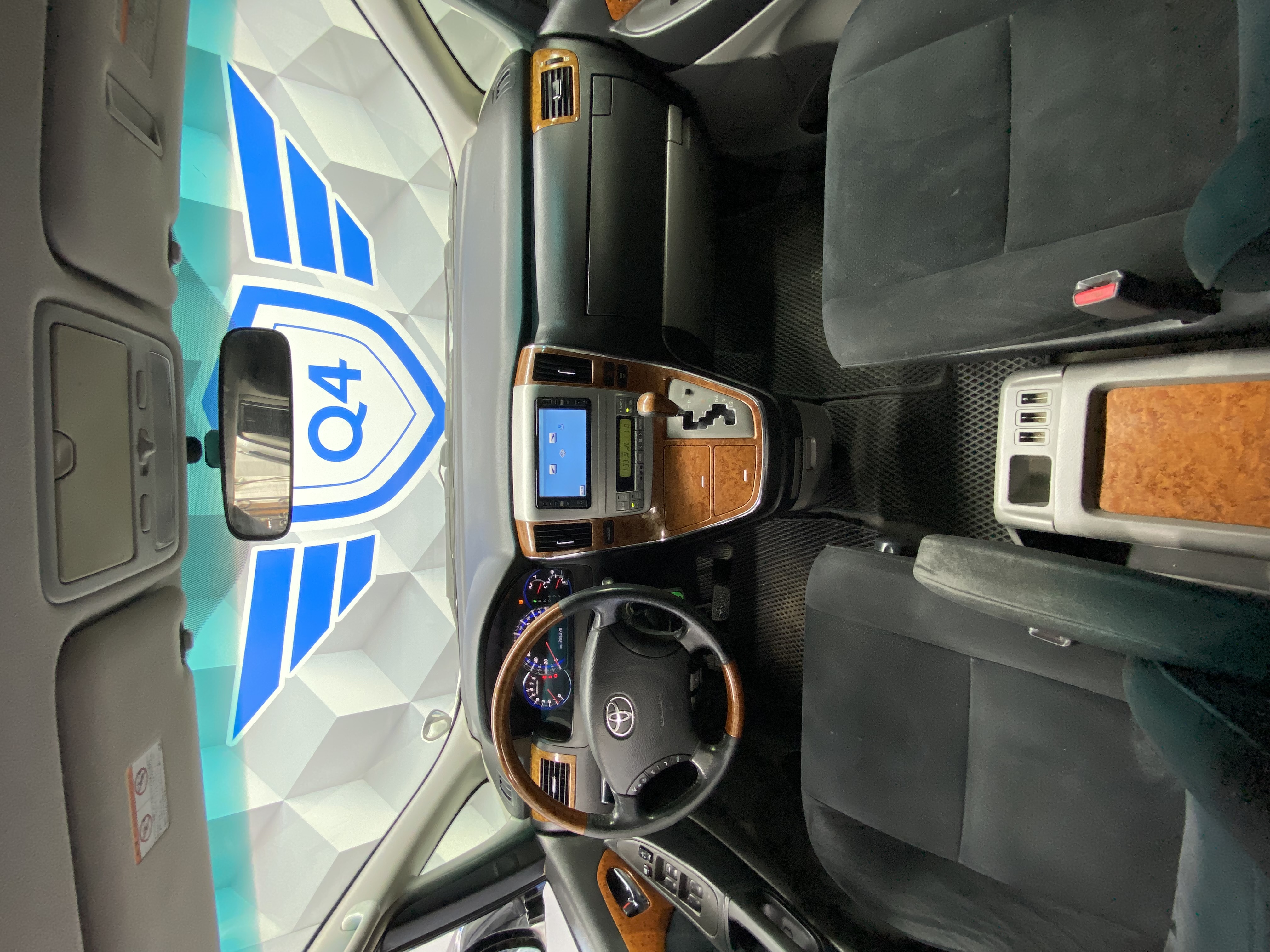 2007 Toyota Alphard