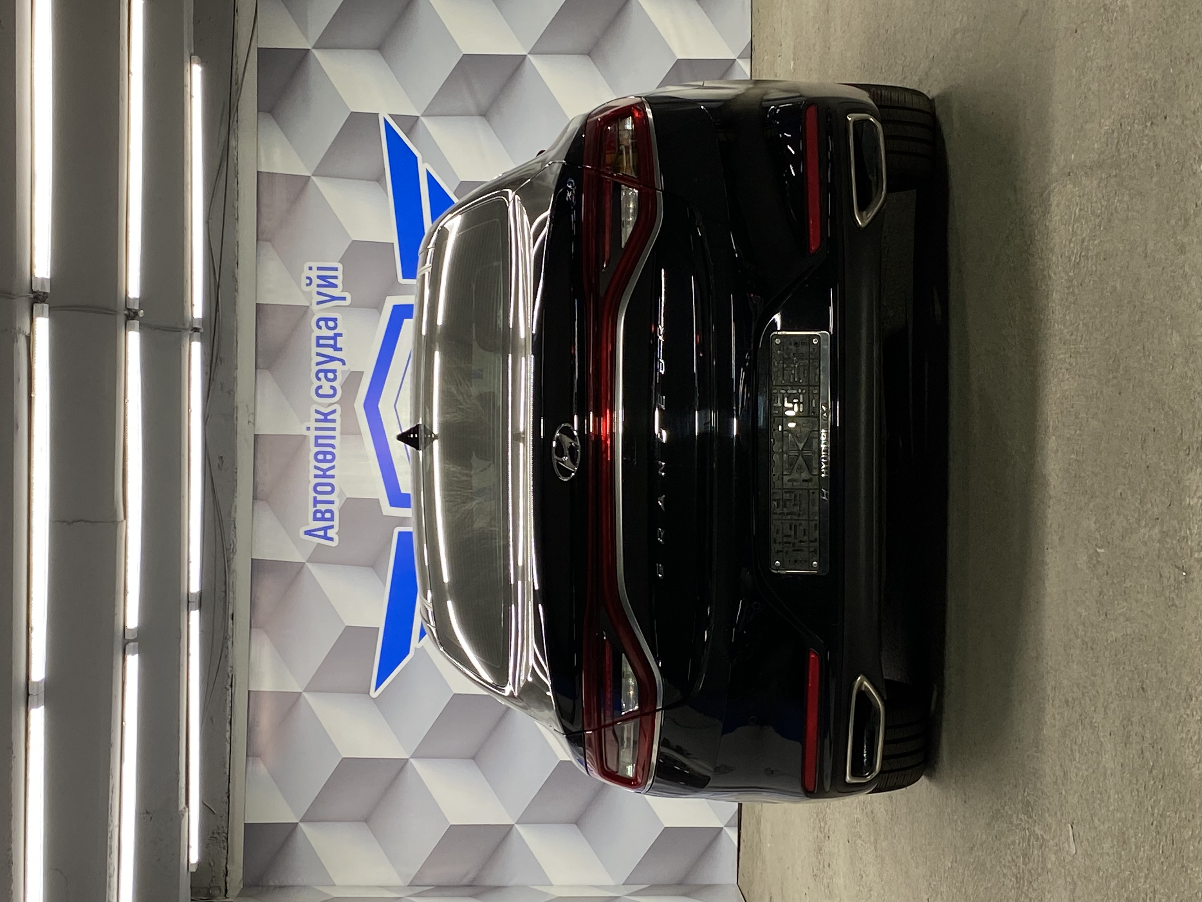 2018 Hyundai Grandeur