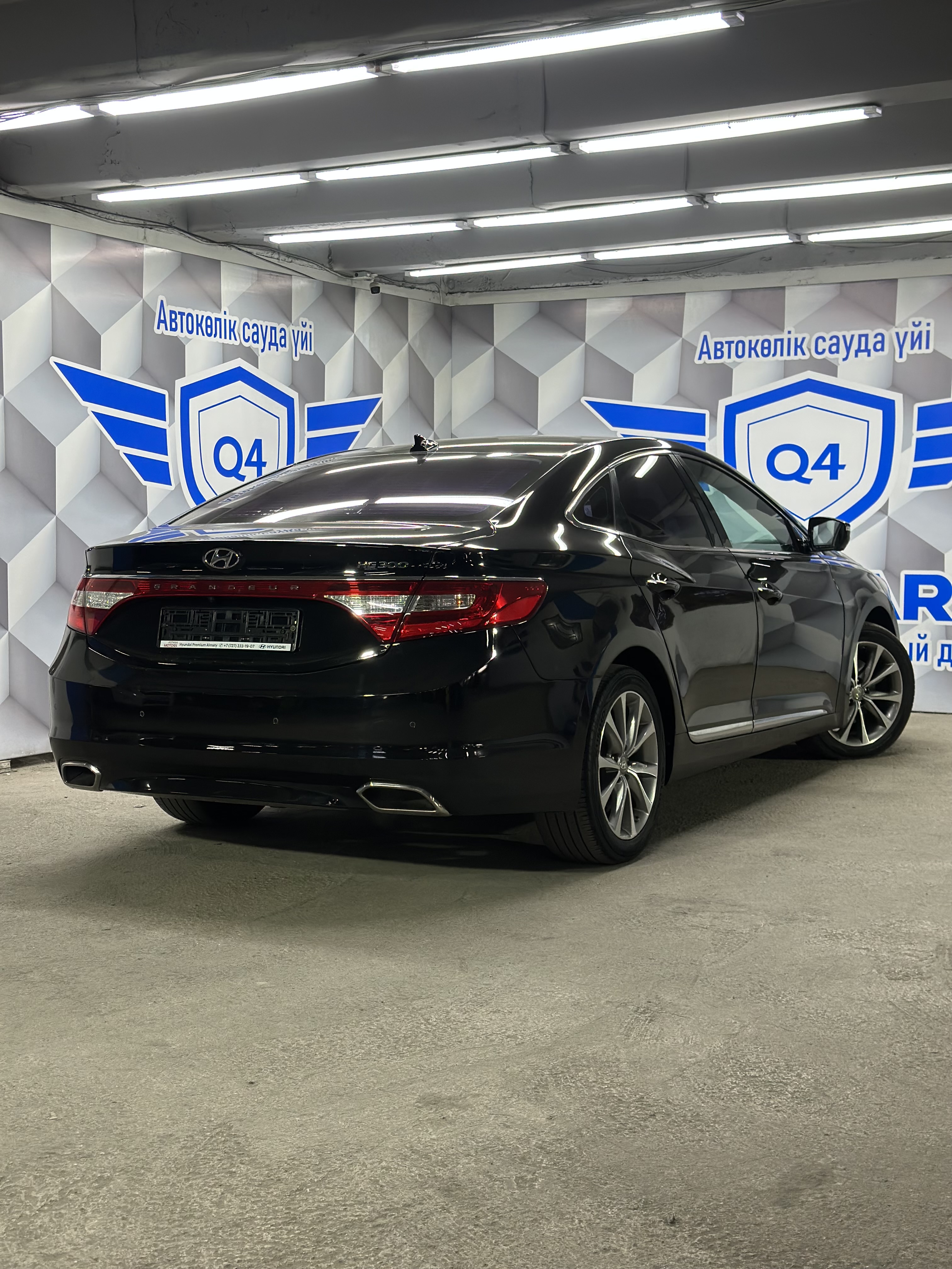 2016 Hyundai Grandeur