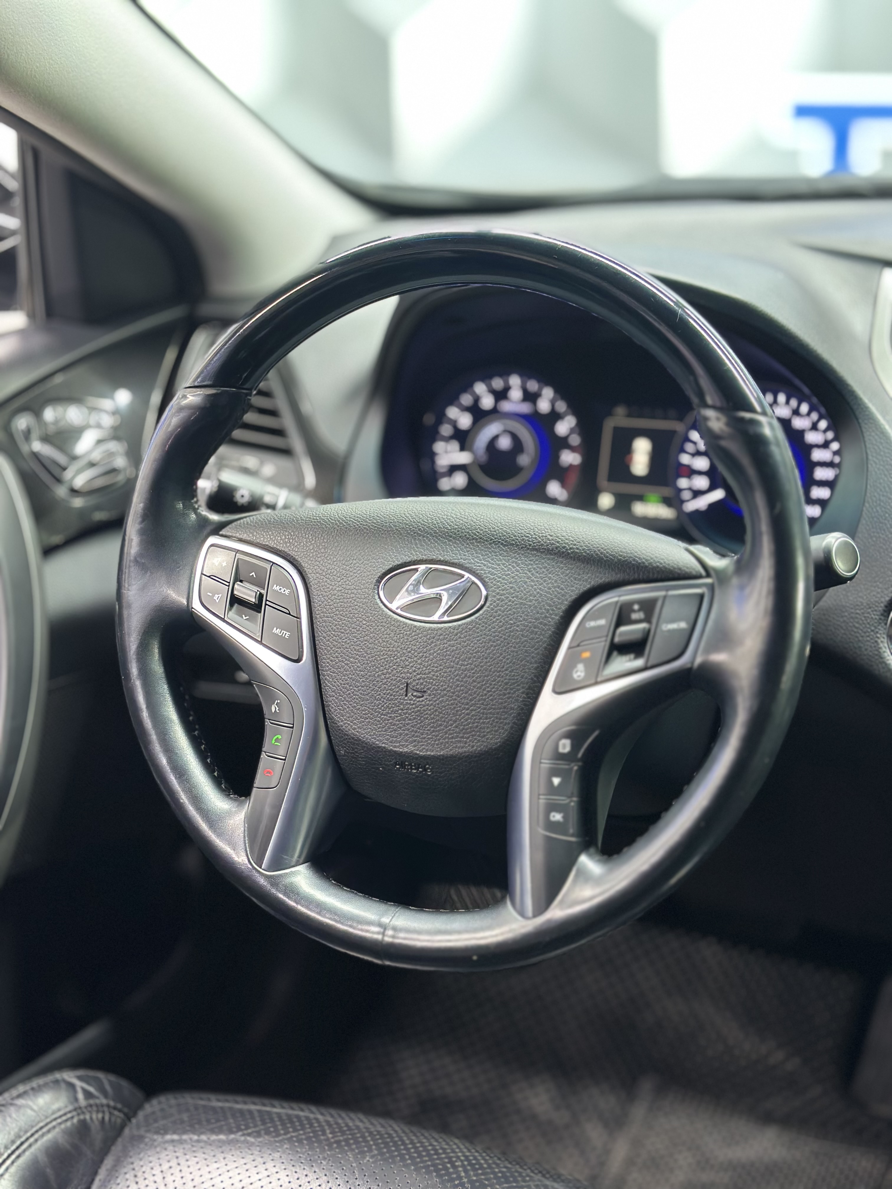 2016 Hyundai Grandeur