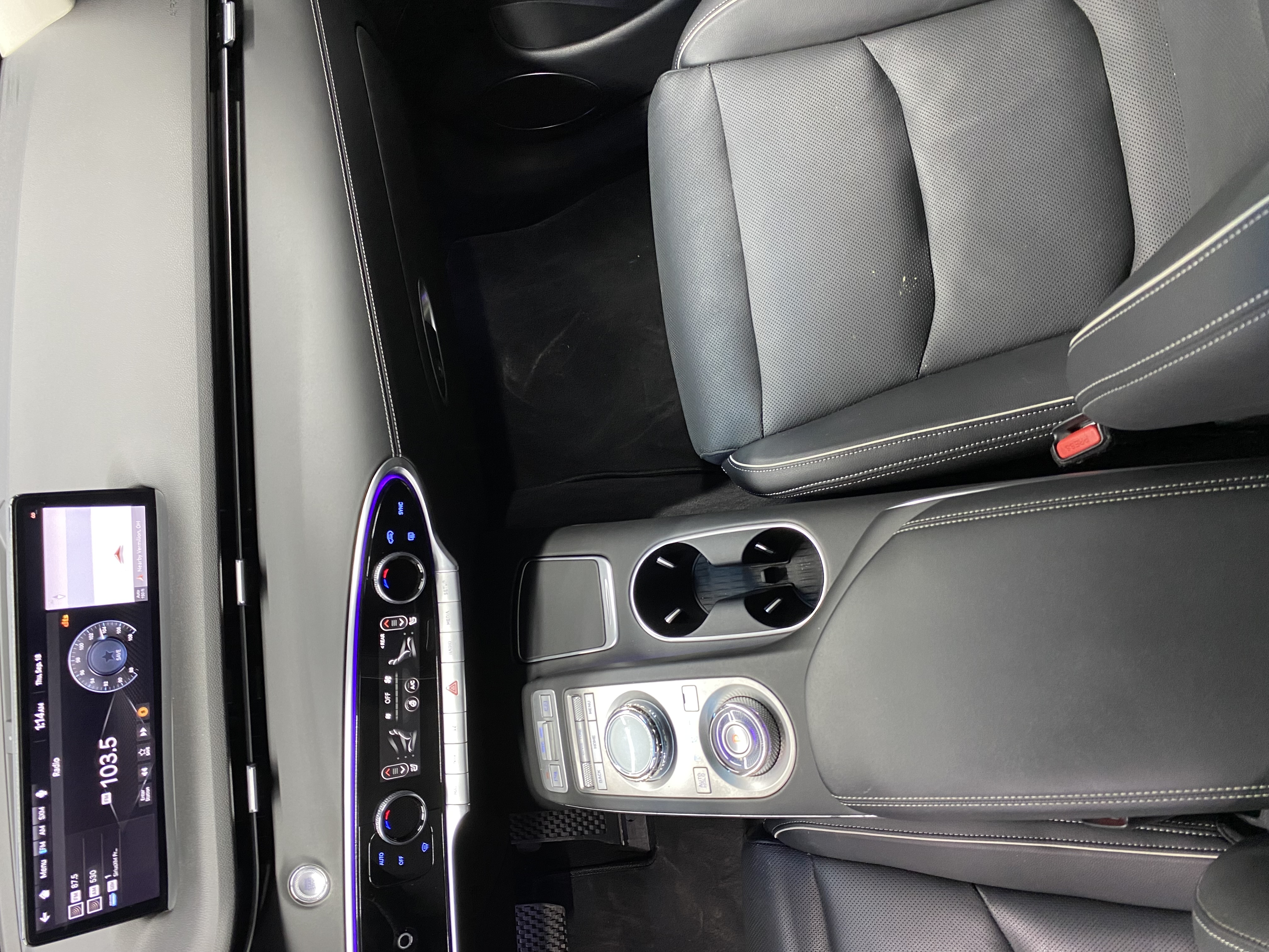 2023 Genesis GV70