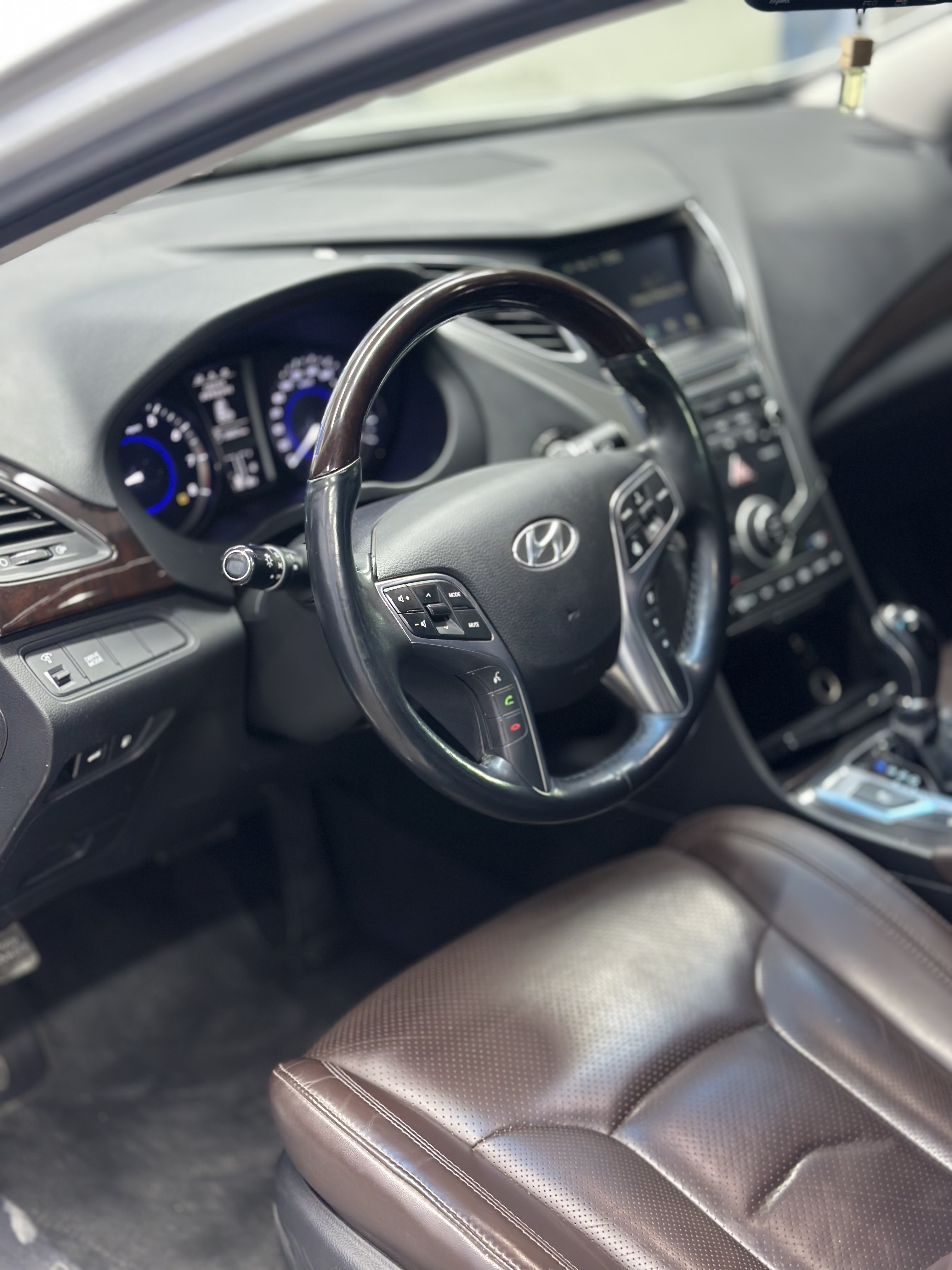 2015 Hyundai Grandeur