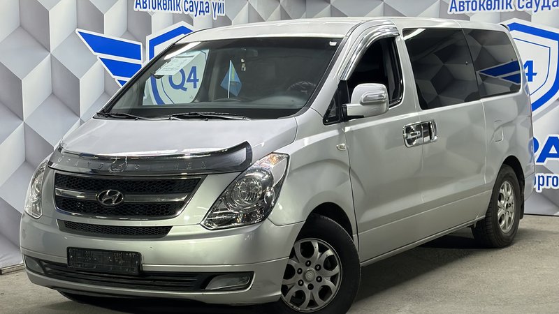 2009 Hyundai Starex