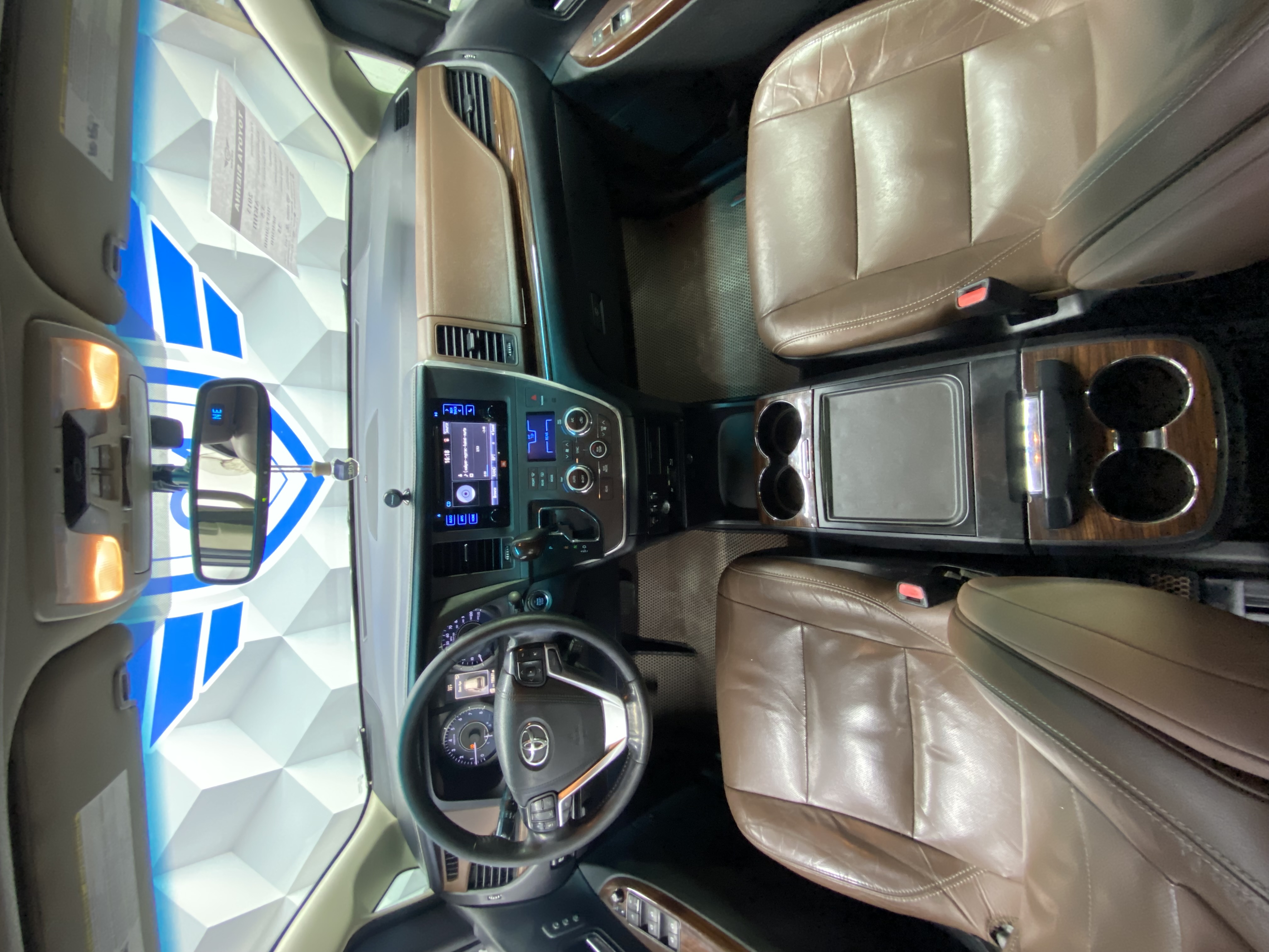 2013 Toyota Sienna