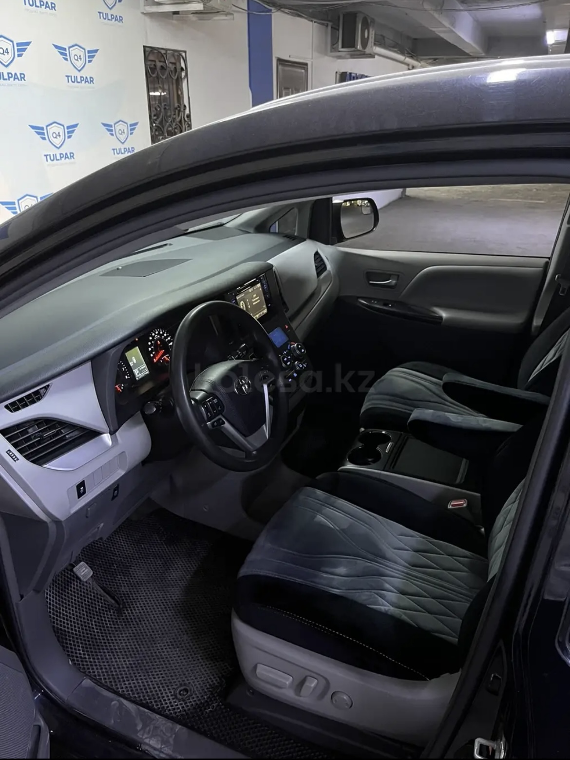 2016 Toyota Sienna