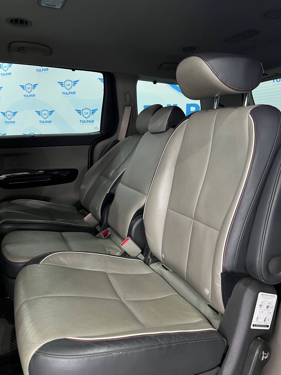 2014 Kia Sedona
