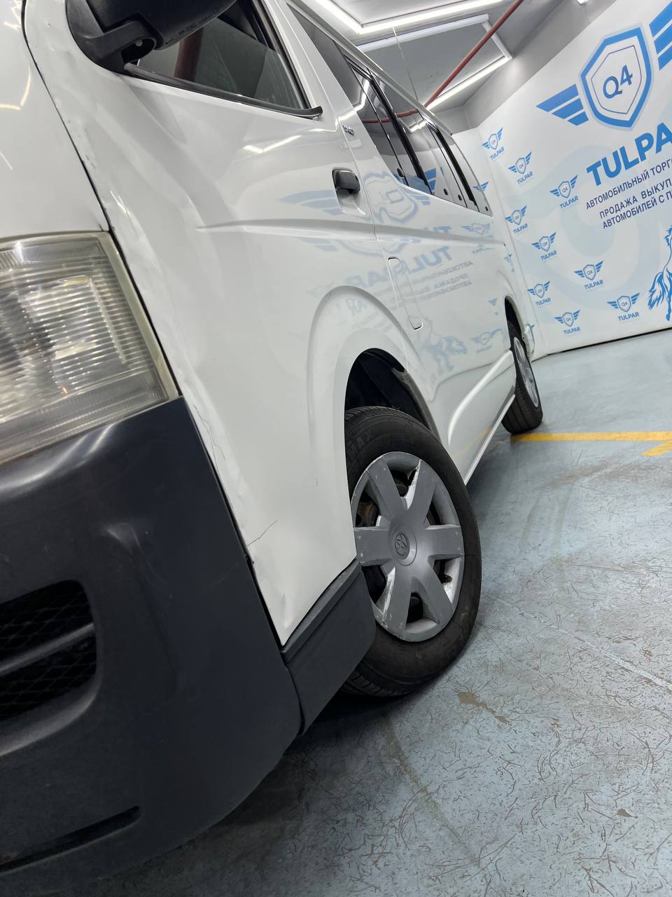 2007 Toyota HiAce
