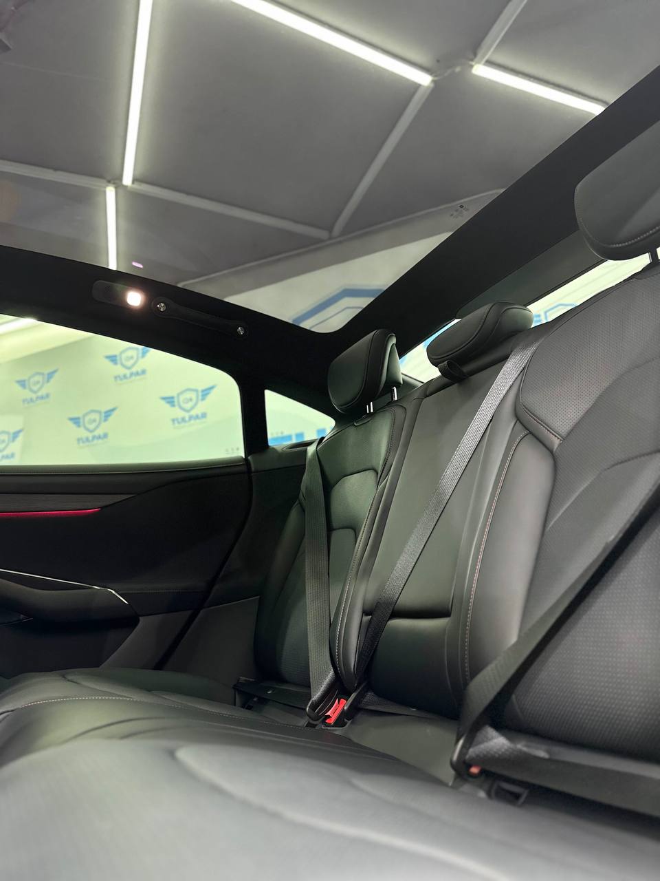 2024 Xiaomi SU7