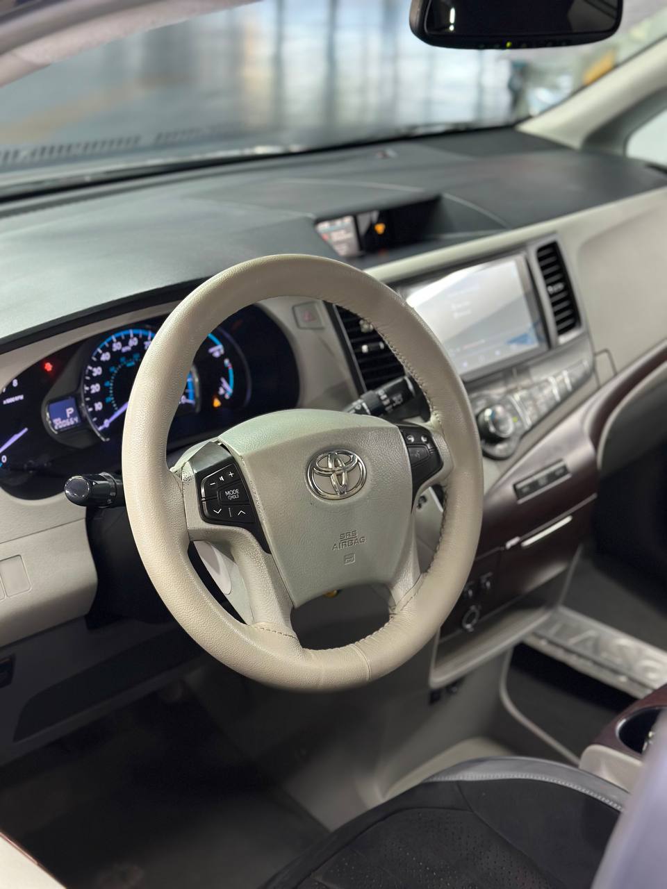 2014 Toyota Sienna