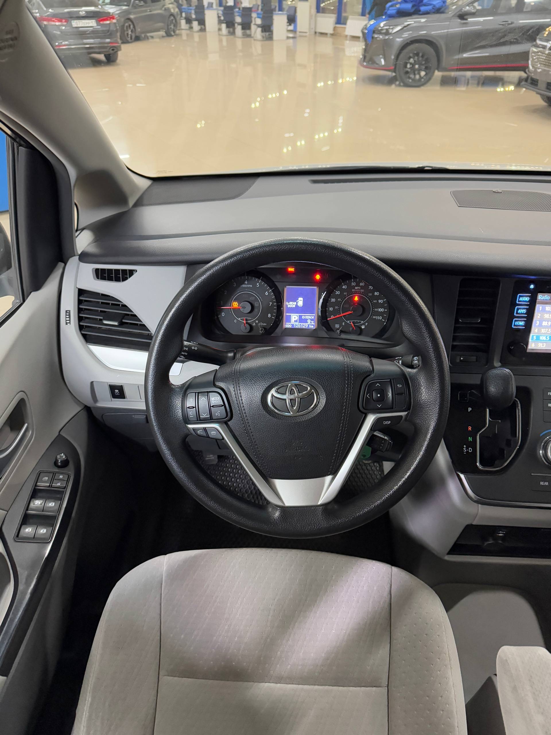 2015 Toyota Siena