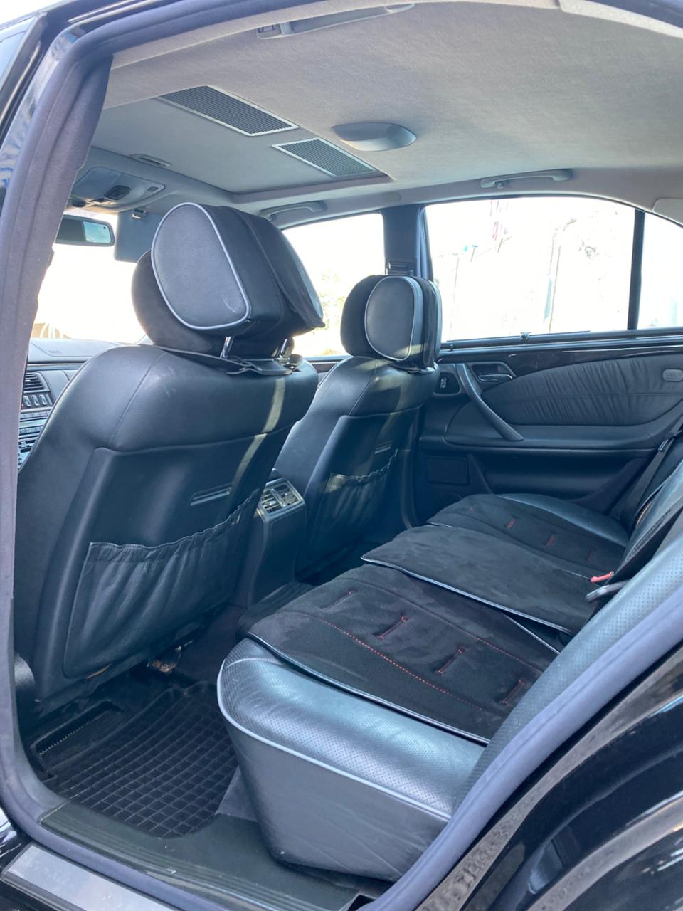 1999 Mercedes-Benz E200