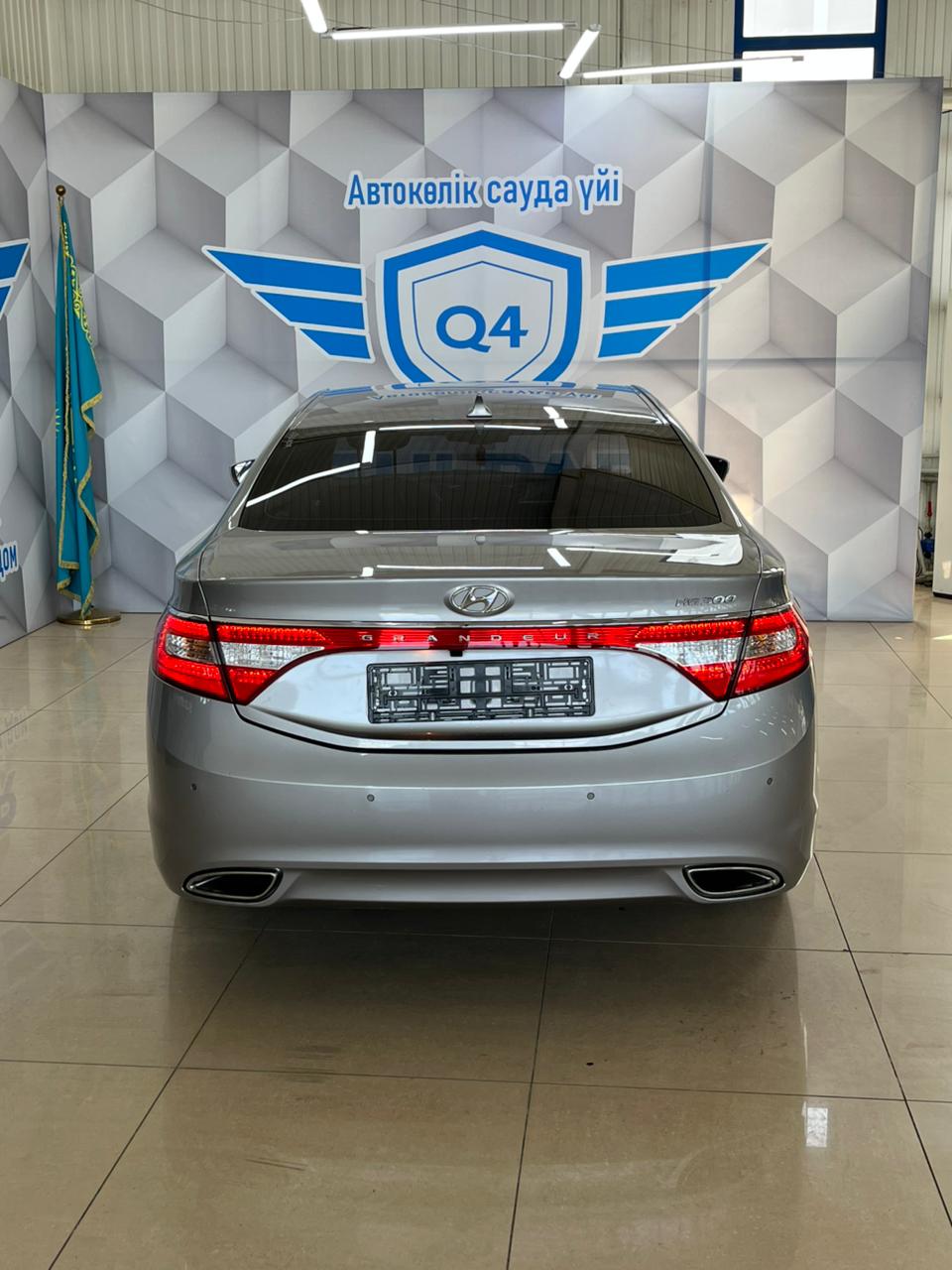 2014 Hyundai Grandeur
