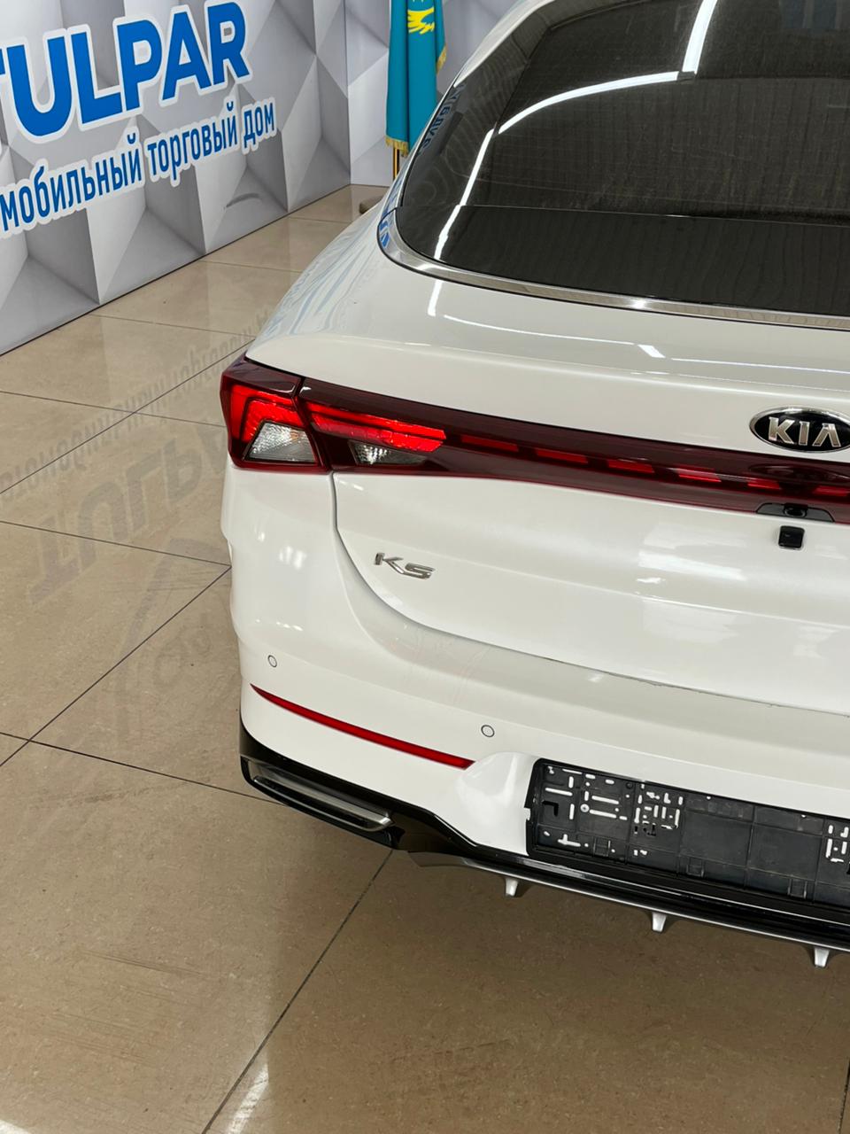 2021 Kia K5