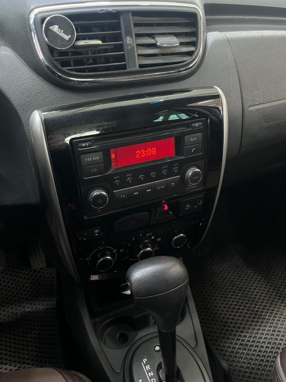 2014 Nissan Terrano