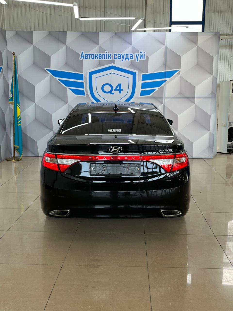 2015 Hyundai Grandeur