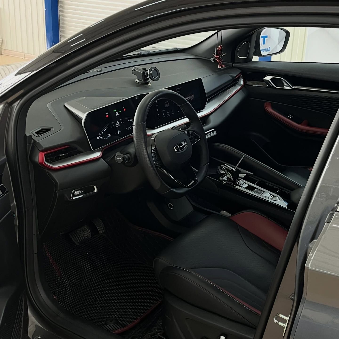 2024 Geely Coolray
