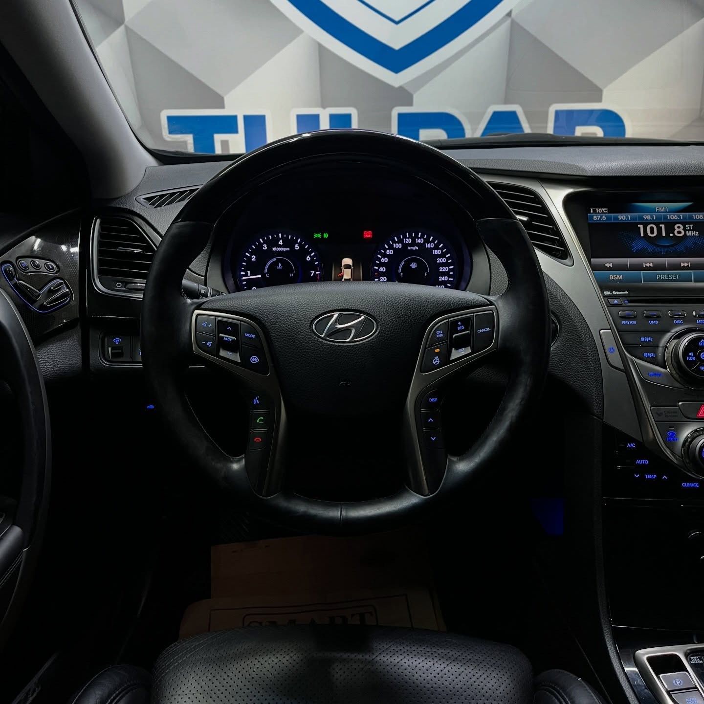2011 Hyundai Grandeur