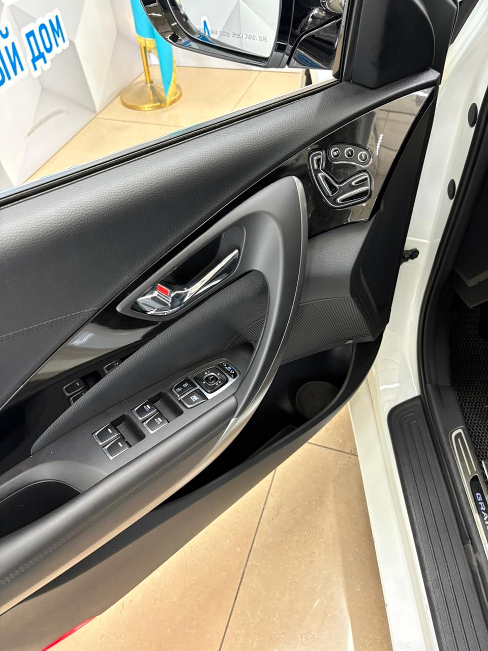 2014 Hyundai Grandeur