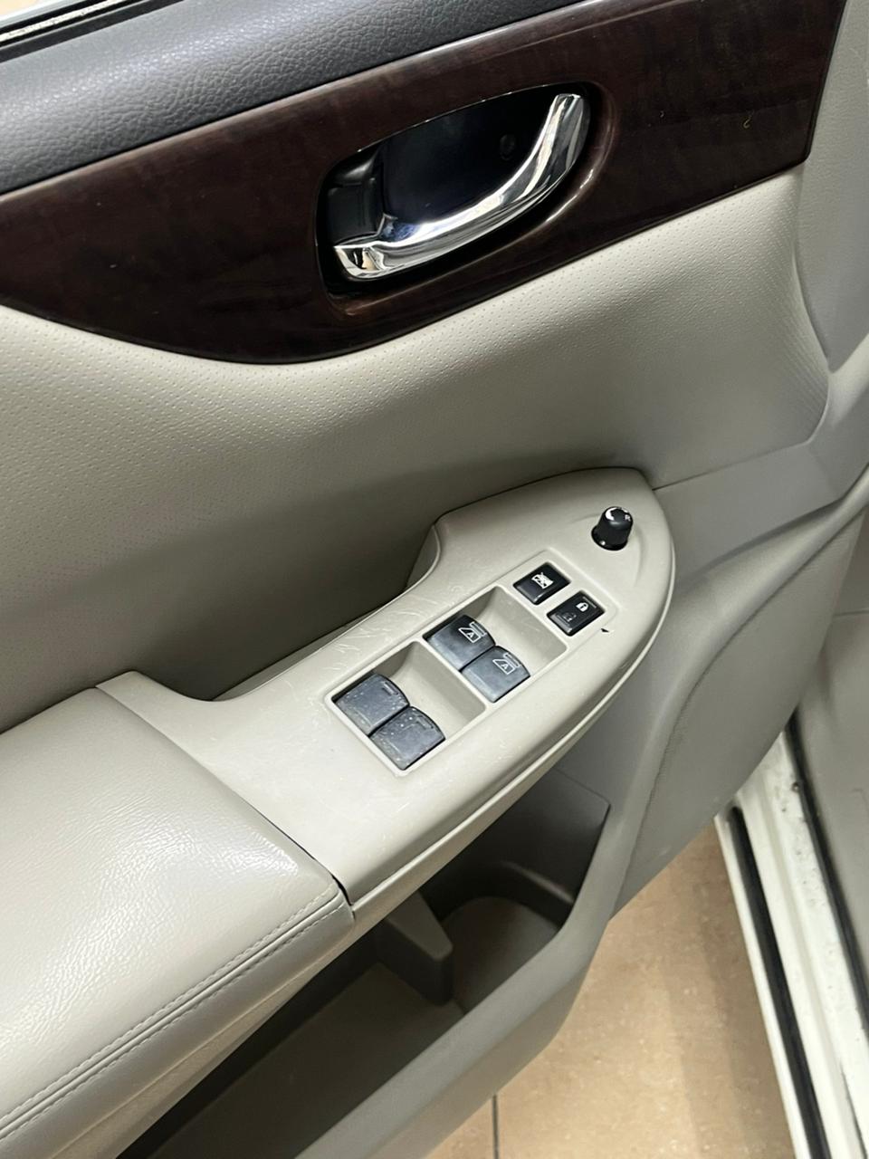 2014 Nissan Quest
