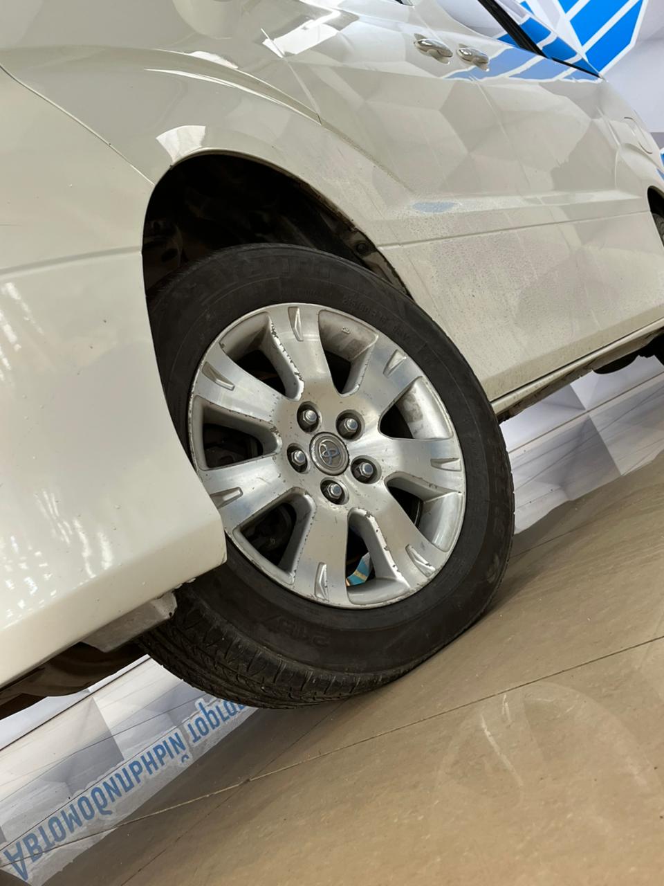2006 Toyota Alphard
