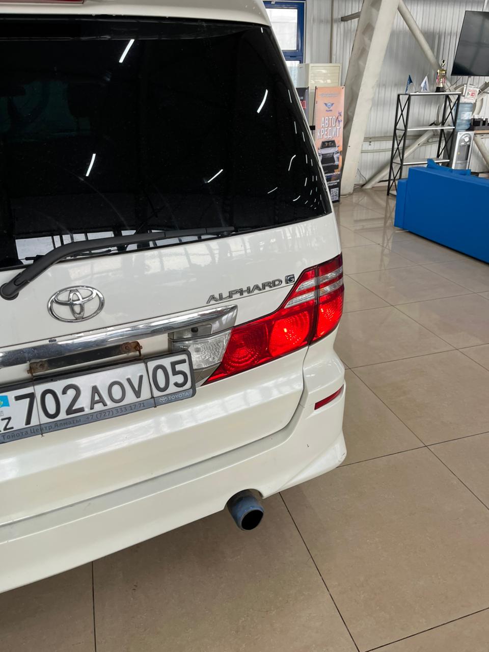 2006 Toyota Alphard