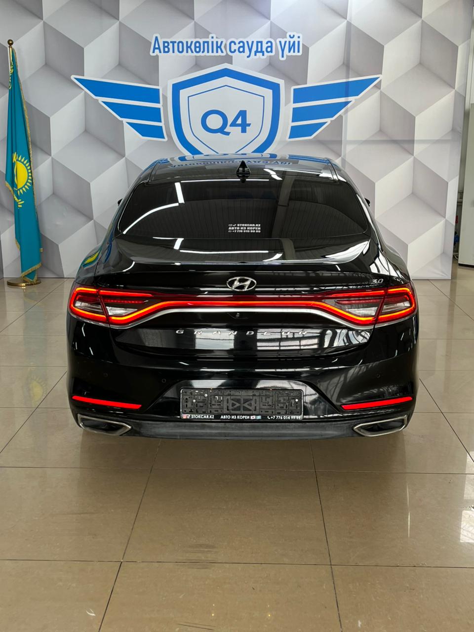 2017 Hyundai Grandeur