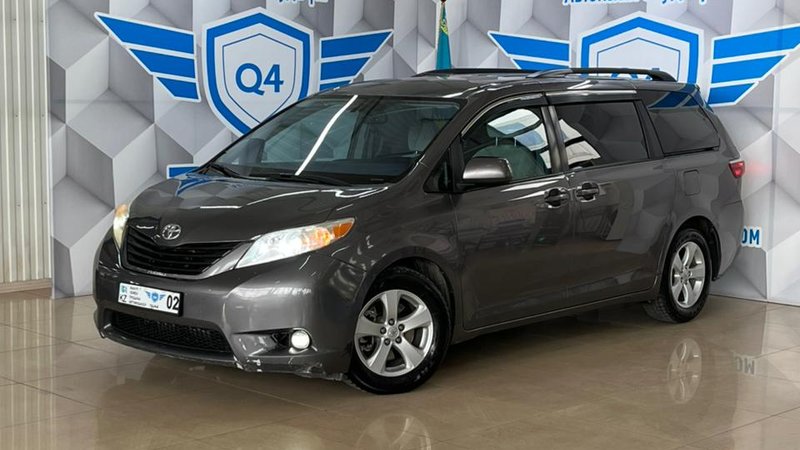 2014 Toyota Sienna