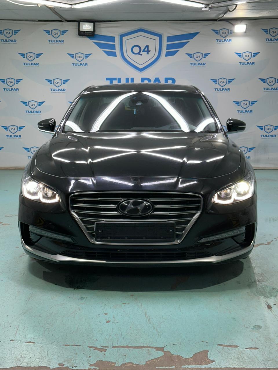 2016 Hyundai Grandeur