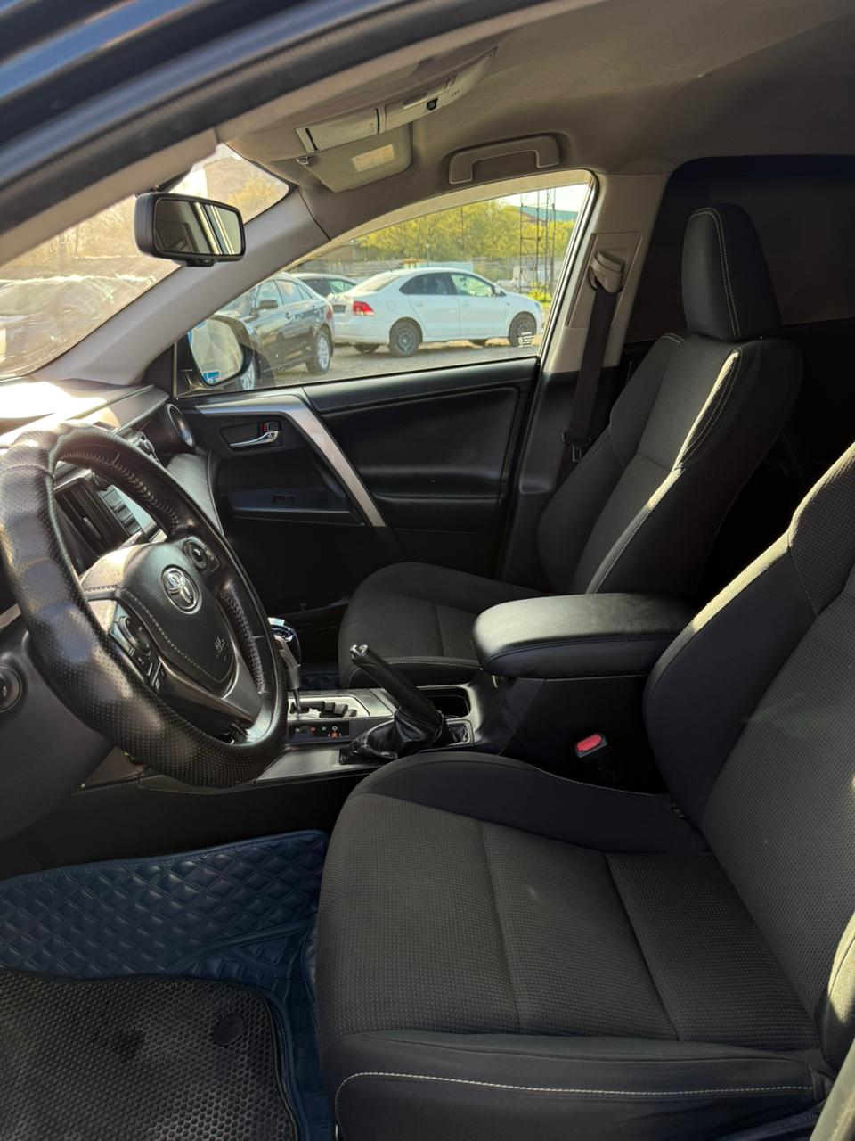 2016 Toyota RAV4