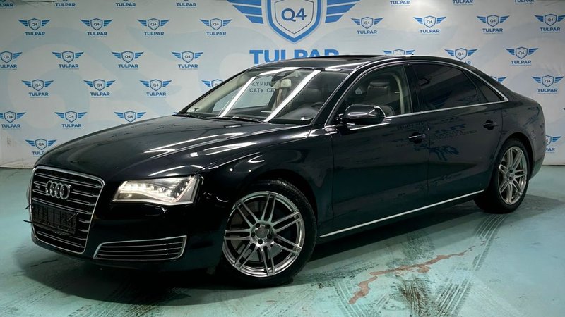 2012 Audi A8