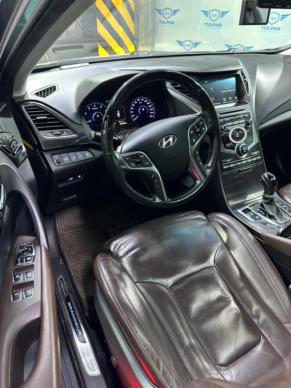 2015 Hyundai Grandeur