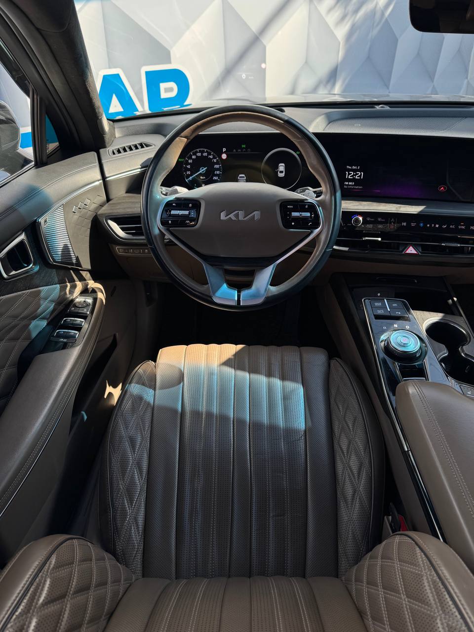 2022 Kia K8