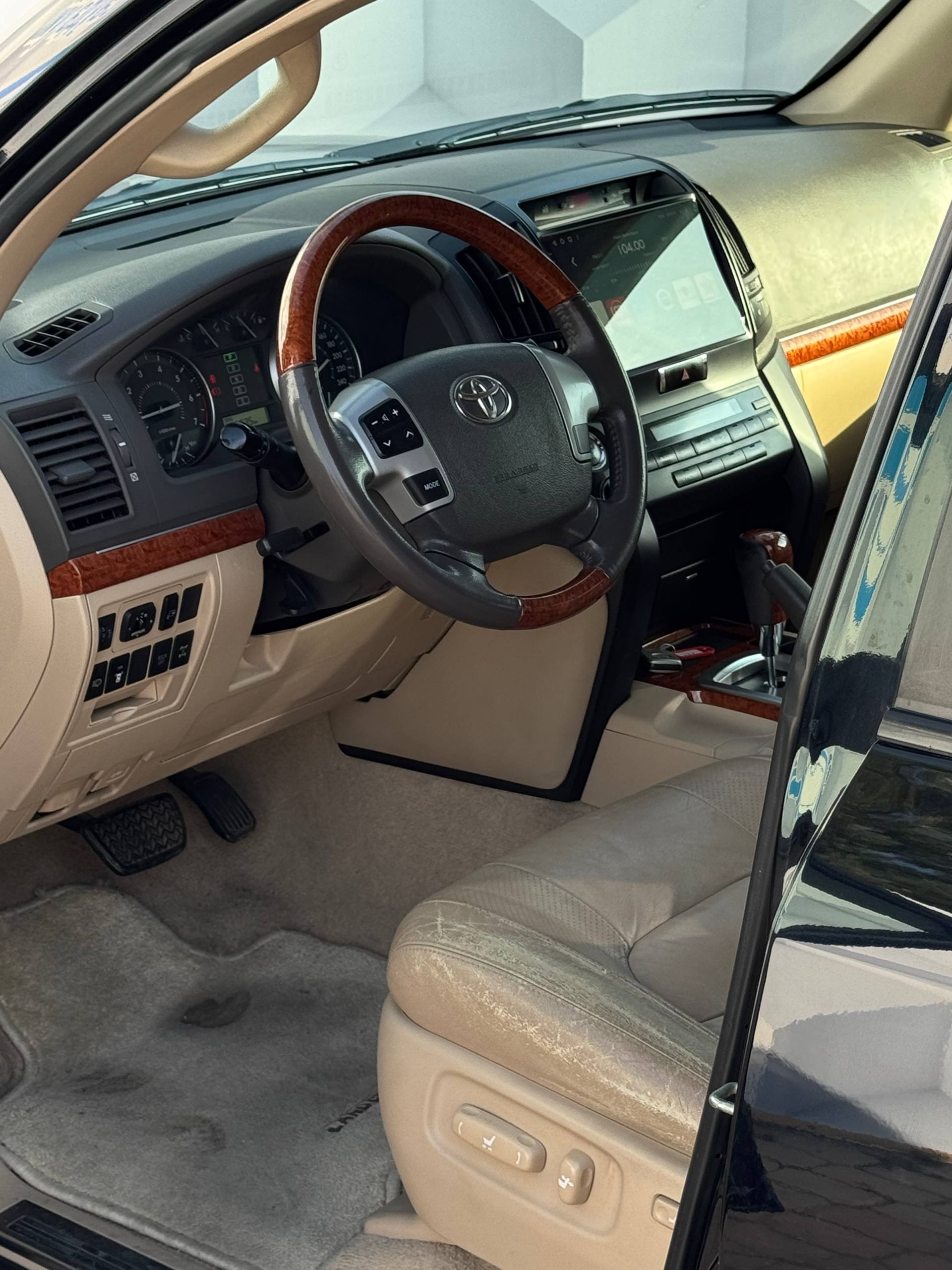 2012 Toyota Land Cruiser