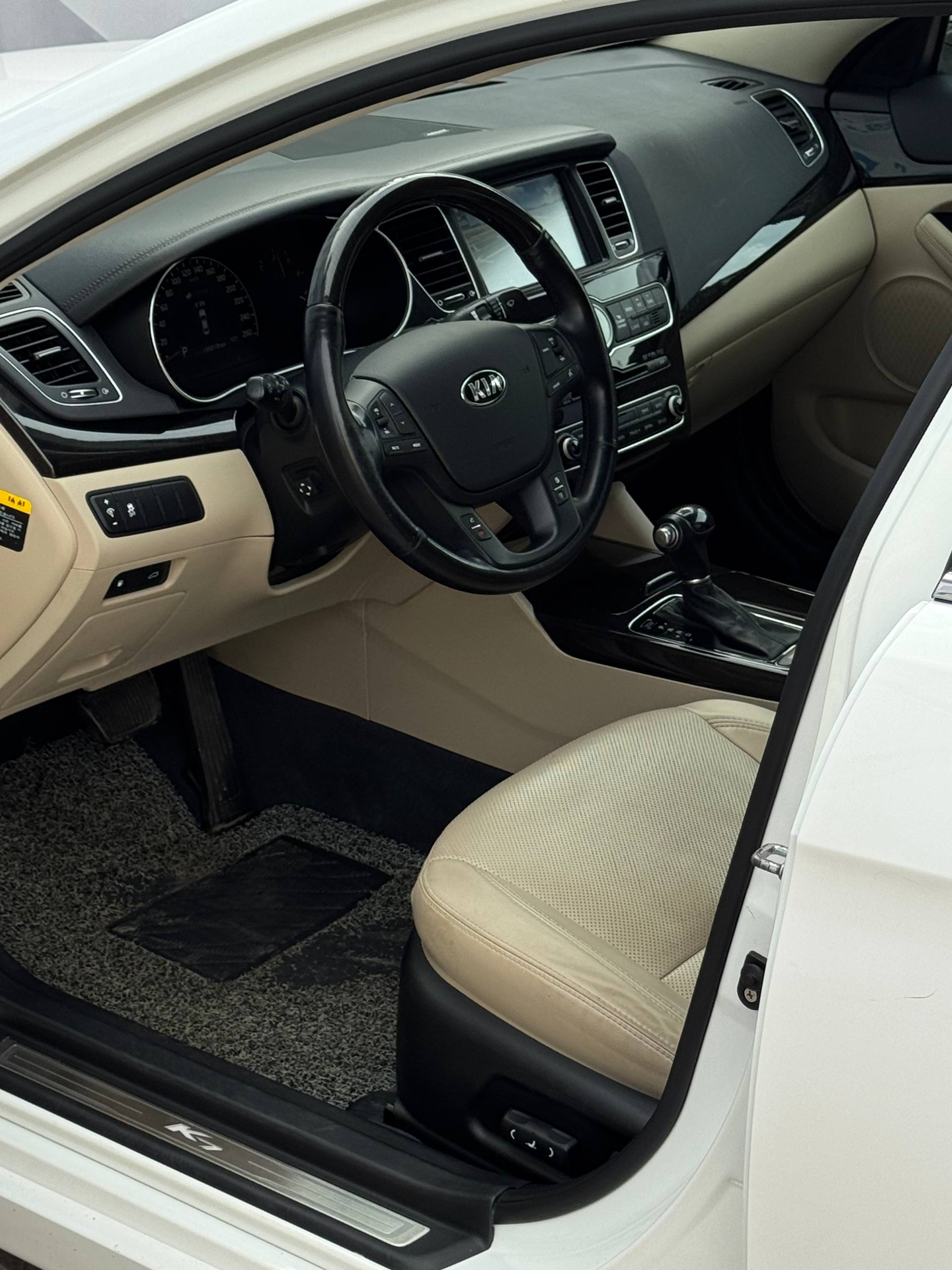 2013 Kia K7
