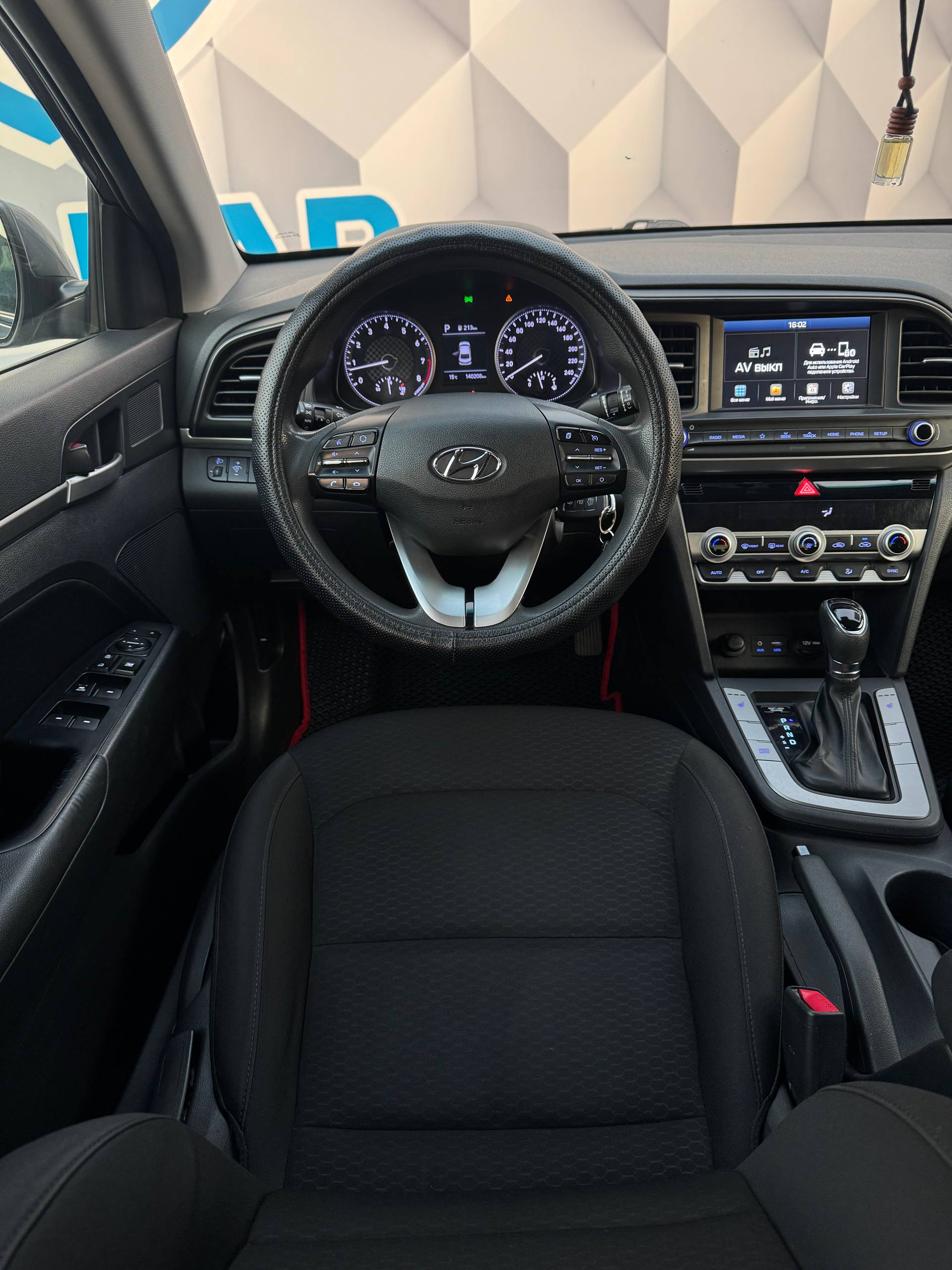 2019 Hyundai Elantra