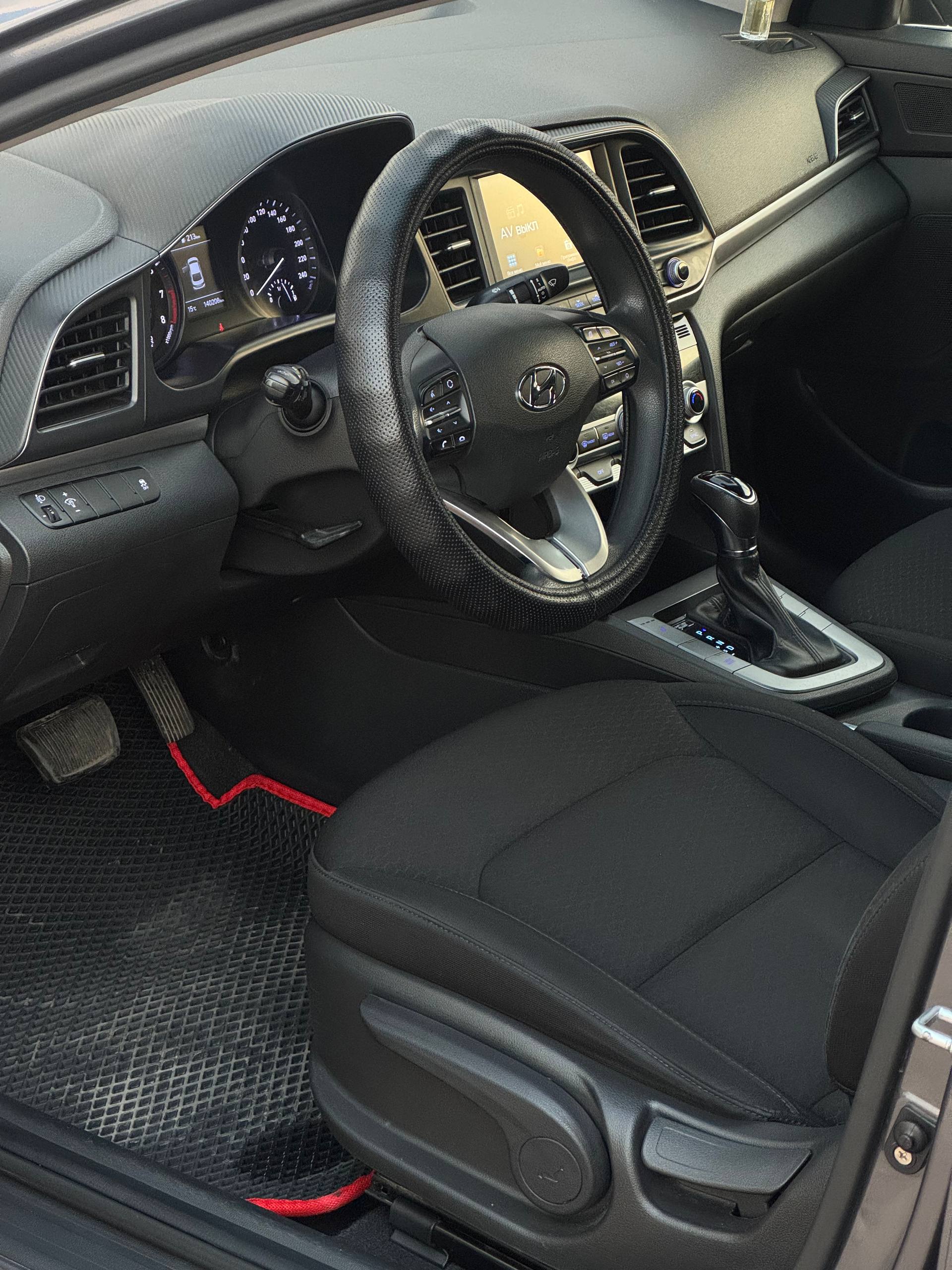 2019 Hyundai Elantra