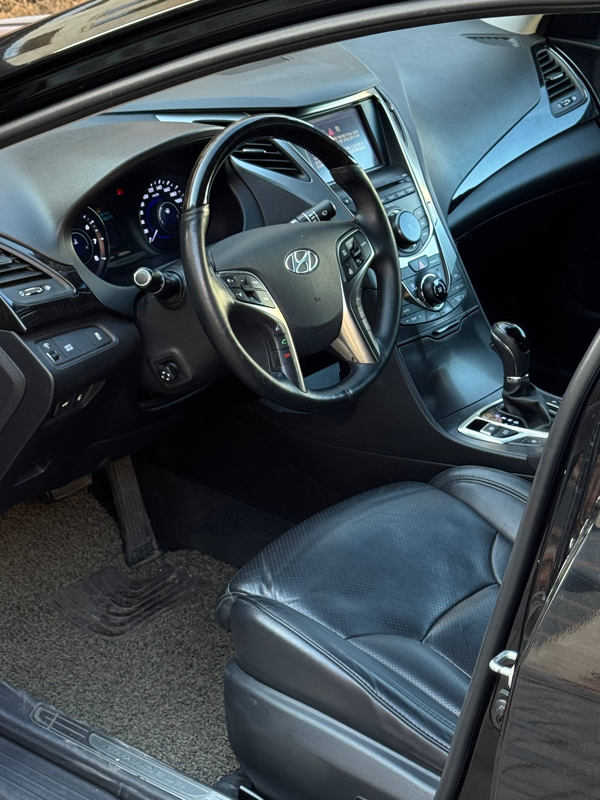 2013 Hyundai Grandeur